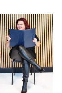 Heather McIlroy reading